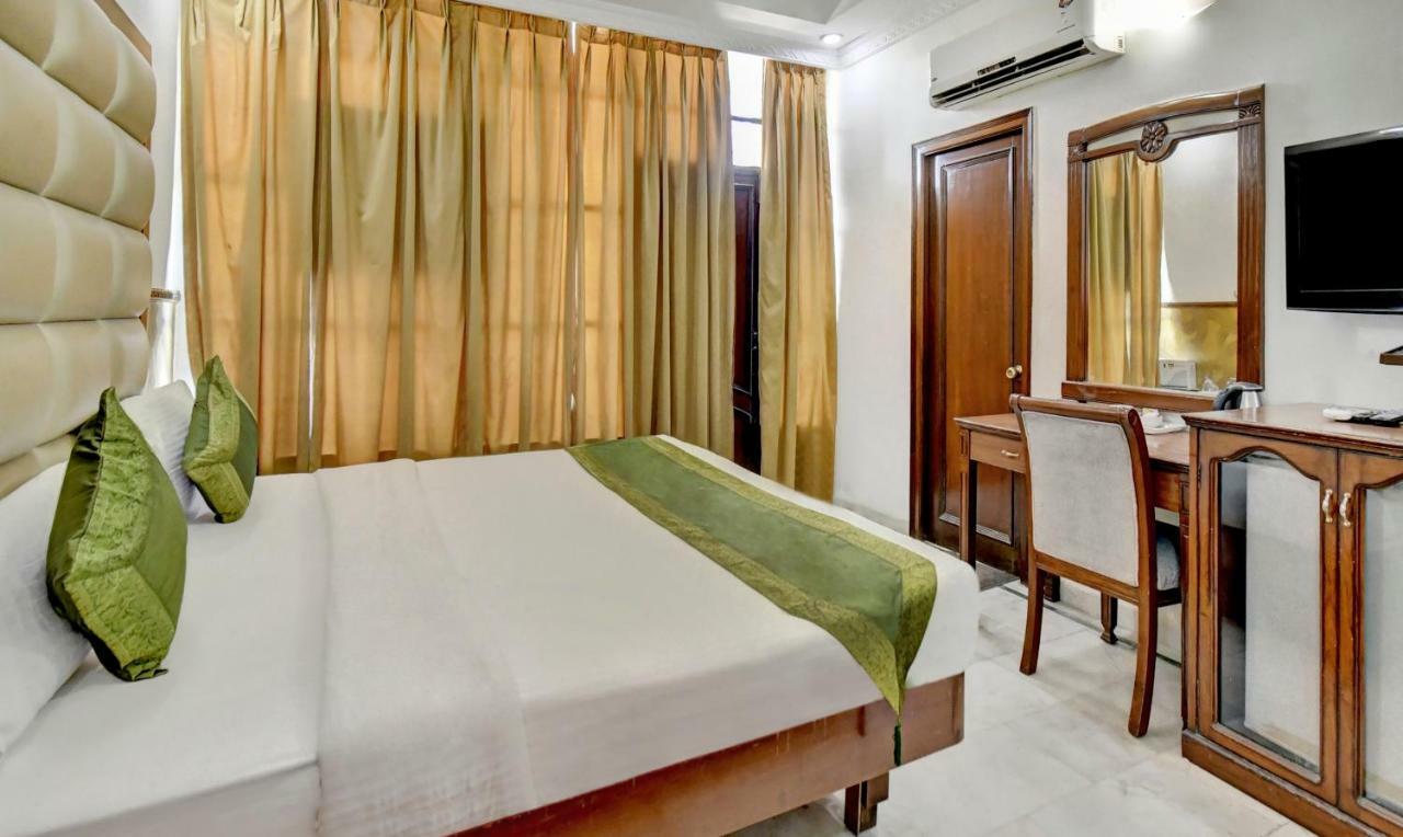 Treebo Trend Corporate Inn Chandīgarh Dış mekan fotoğraf