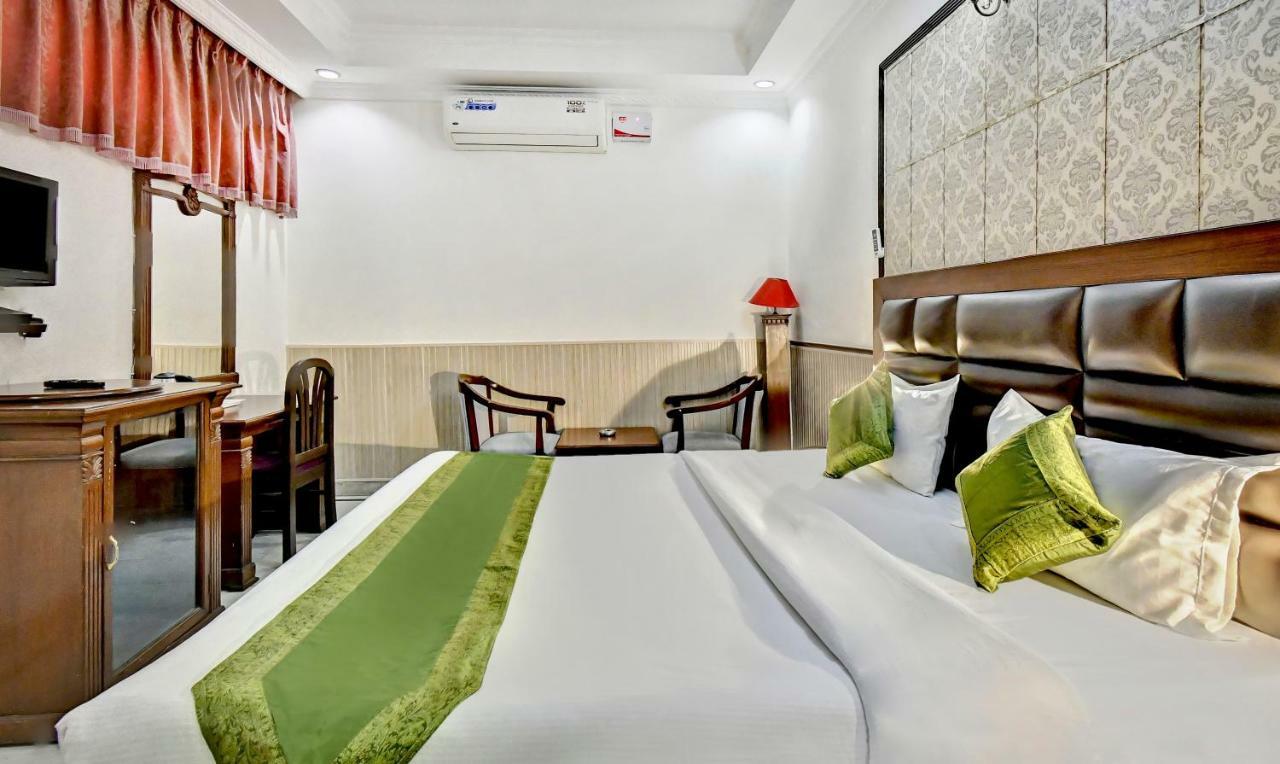 Treebo Trend Corporate Inn Chandīgarh Dış mekan fotoğraf