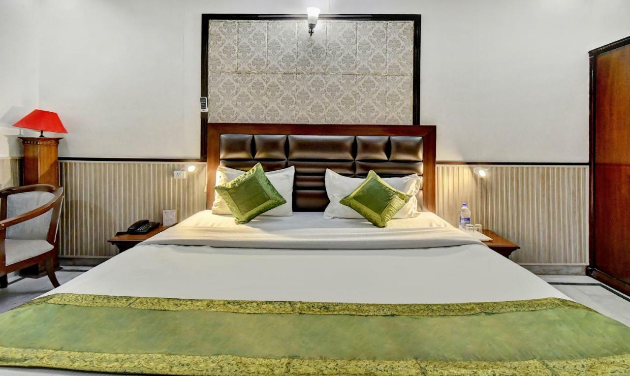 Treebo Trend Corporate Inn Chandīgarh Dış mekan fotoğraf