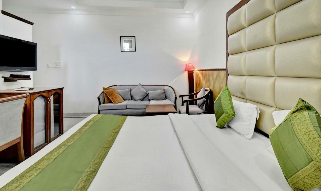 Treebo Trend Corporate Inn Chandīgarh Dış mekan fotoğraf